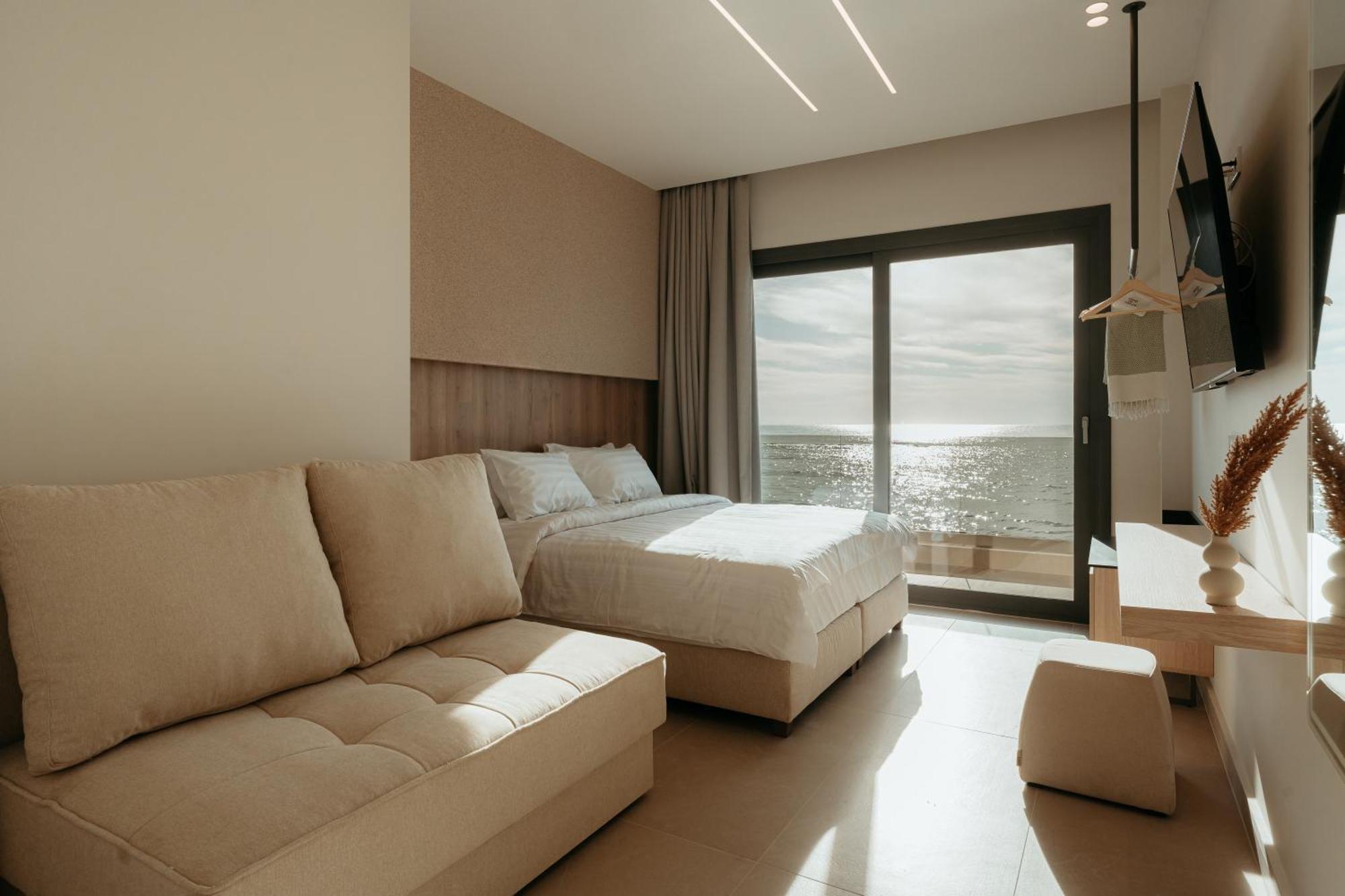 Hotel Galaxias Paralía Eksteriør bilde