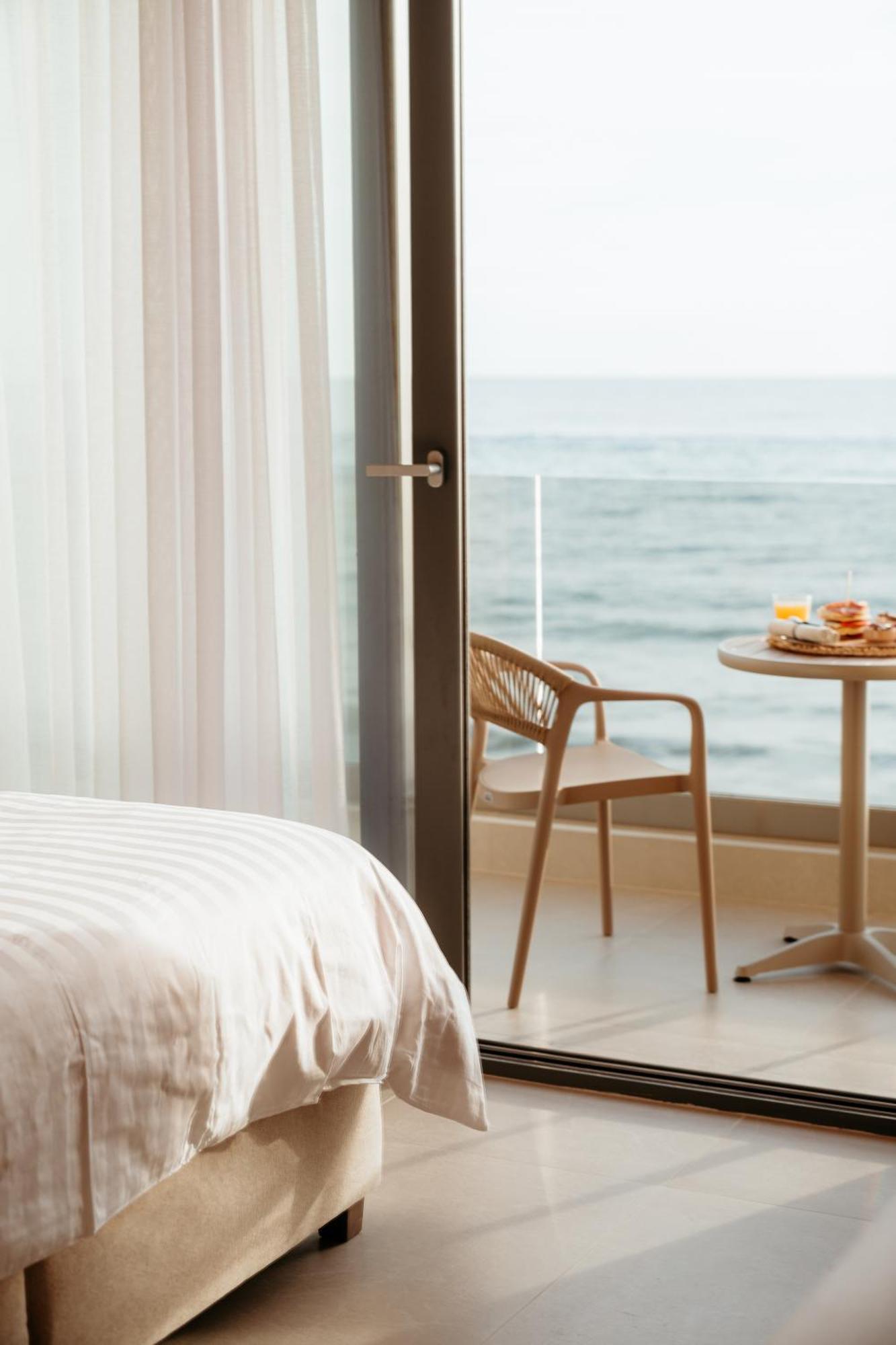 Hotel Galaxias Paralía Eksteriør bilde